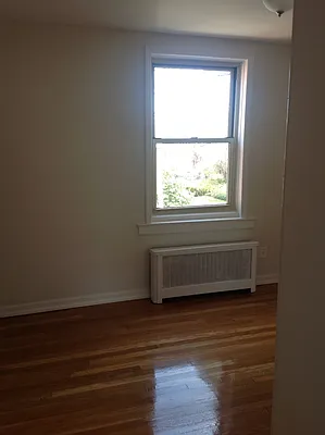 Rented by Kathi Markou, LREB | media 23