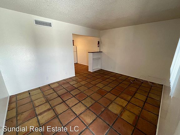 4th image of 124 S McKemy St APT 9