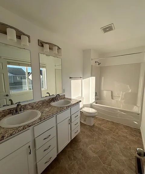 1625 10th Ave E #210-1 — Photo 8