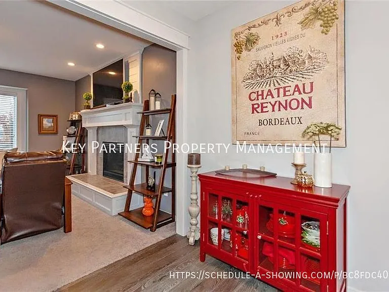 23402 W 52nd Ter — Photo 3
