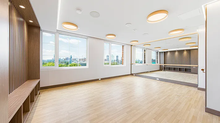 Rented by Nooklyn NYC LLC | media 133