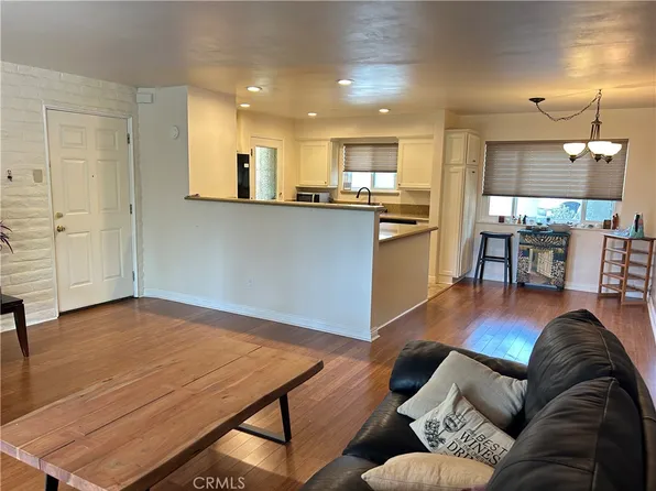 184 N Center St, Redlands, CA 92373
