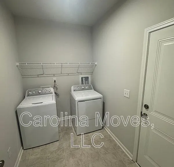 409 Mariene Dr — Photo 26