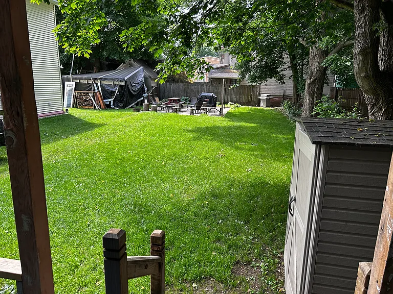 31 Maple Ave — Photo 18