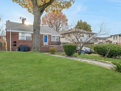 320 E Edsall Blvd, Palisades Park, NJ, 07650