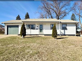 502 Eastview Rd, Marshalltown, IA 50158