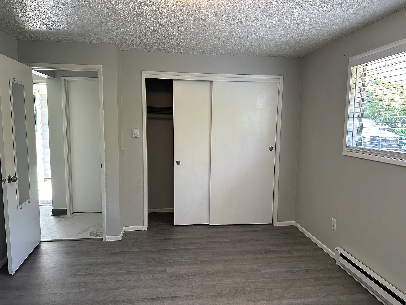 1 bed, 780 sqft, $1,295 — Photo 4
