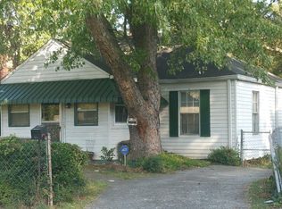 352 N Marietta Pkwy NE, Marietta, GA 30060