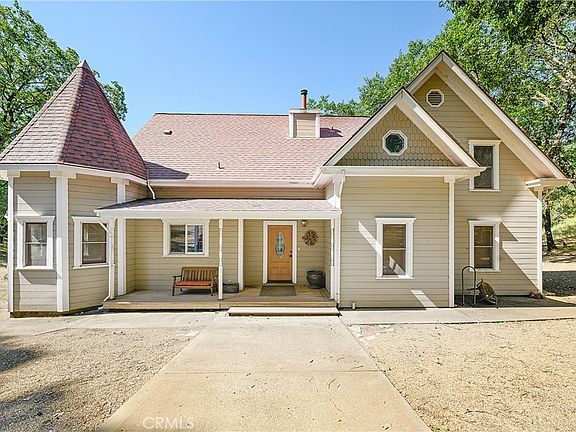 2nd image of 13449 Anderson Rd