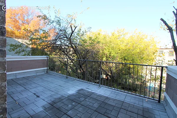 Rented by Compass | media 11