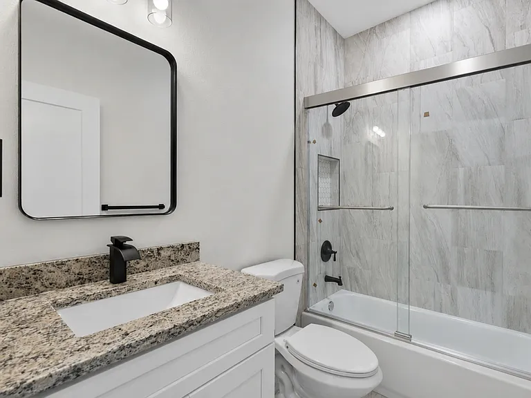 15523 Chamberlain Blvd #15523 — Photo 8