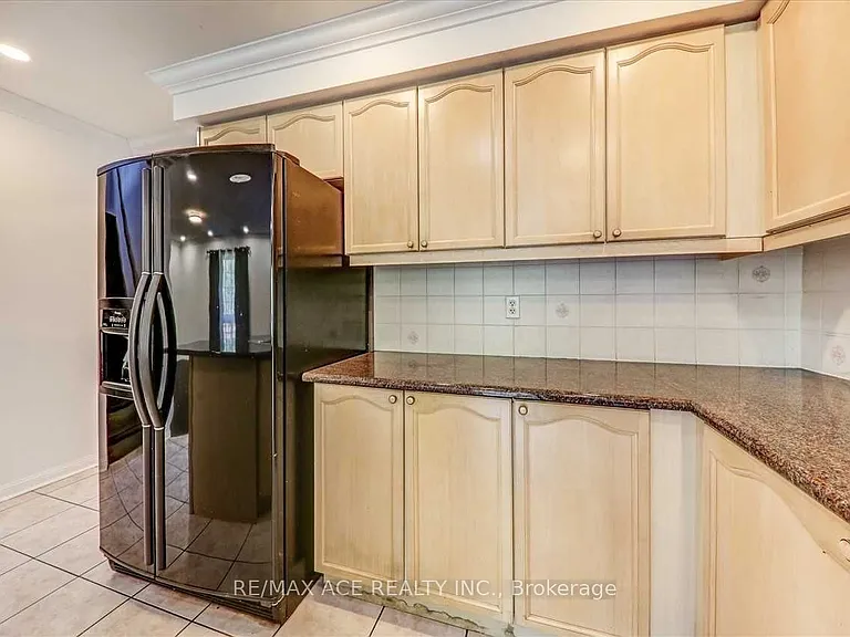 35 Pitchpine Dr — Photo 15