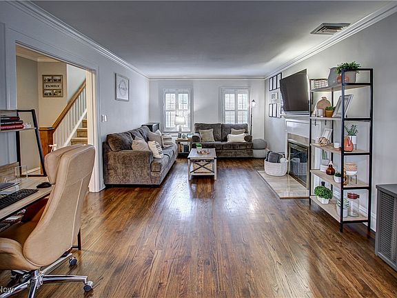 5th image of 2157 Overbrook Ave