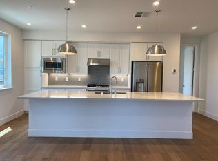 222 Argonaut Ln, San Mateo, CA 94404