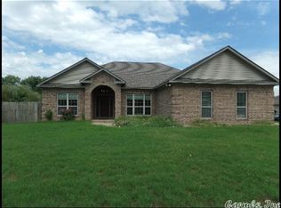 64 Mitchell Cir, Greenbrier, AR 72058