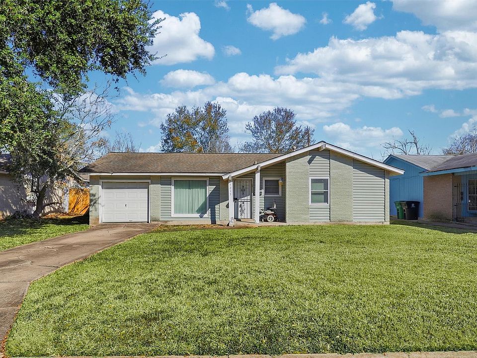 1st image of 5215 Grace Point Ln