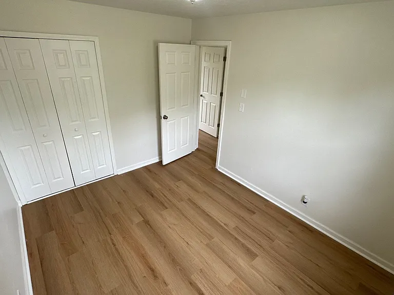 1814 Oakwood Dr — Photo 26