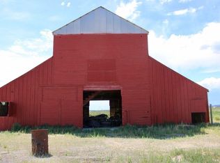 91151 Rolfs Point Ln, Christmas Valley, OR 97641