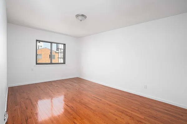 Rented by Spire Group | media 9