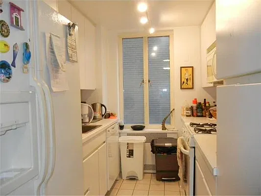 Rented by essential NEW YORK Real Estate | media 27