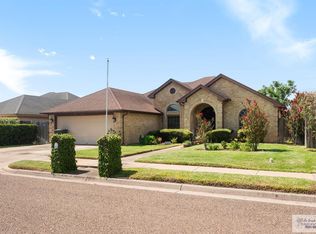 614 Hawthorne Ln, Harlingen, TX 78550