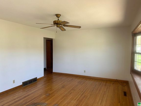 5th image of 3606 Hamilton Blvd
