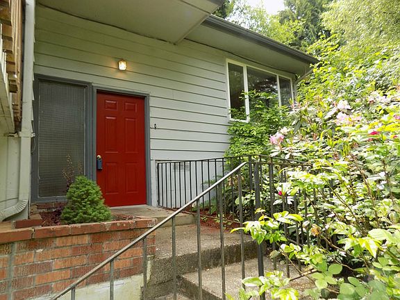 2nd image of 113 Inglewood Dr