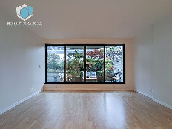 4th image of 300 3rd St APT 314