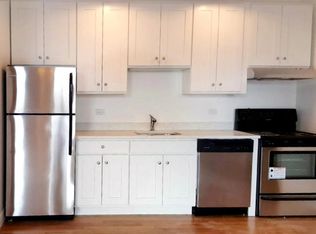 919 W George St APT 2F, Chicago, IL 60657