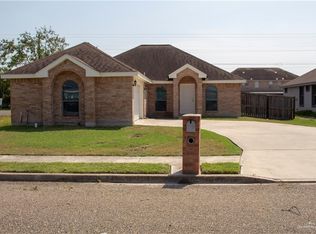 2402 N Carnation Ln, Pharr, TX 78577