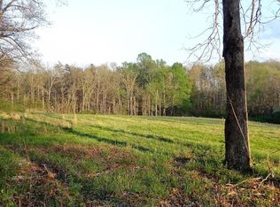 497 Wattenbarger Rd, Crossville, TN 38571