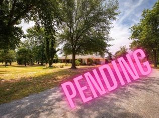 18294 E 1180th Rd, Sayre, OK 73662