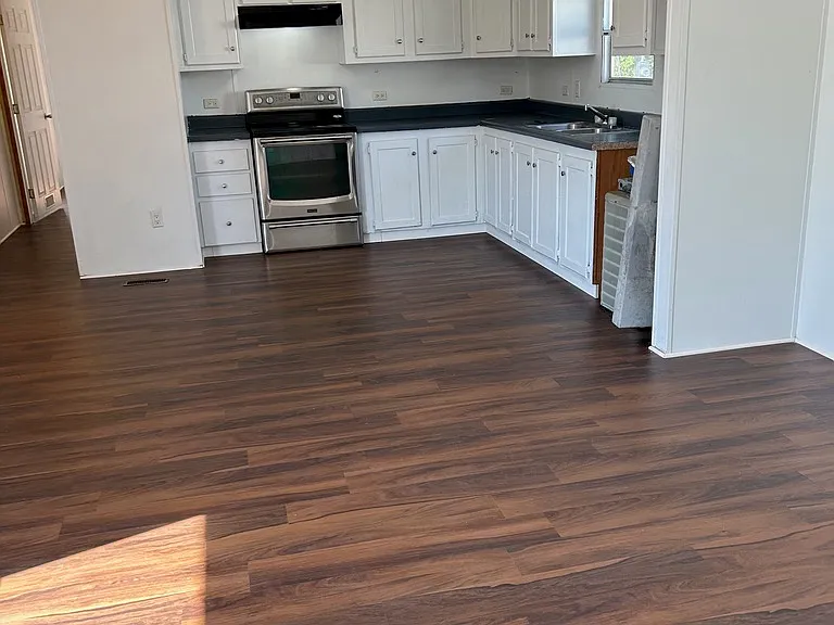 10205 Teagarden Rd #9 — Photo 10