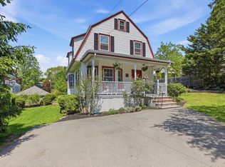 2 Eaton Ct, Winchester, MA 01890