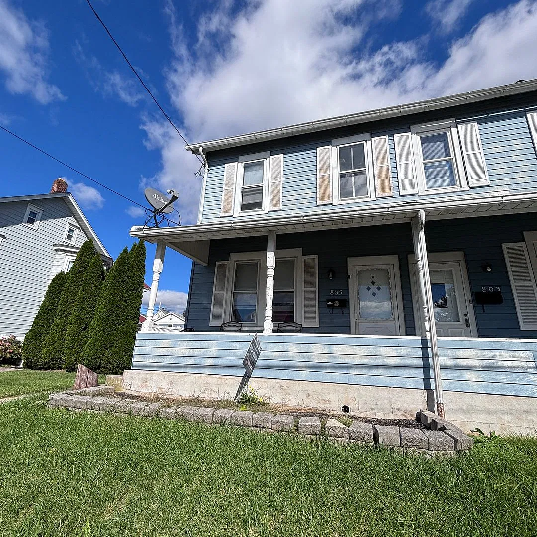 Wonderful split 3 bedroom Northampton — Photo 1