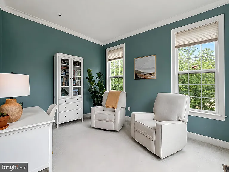 23017 Holloway Ct — Photo 12