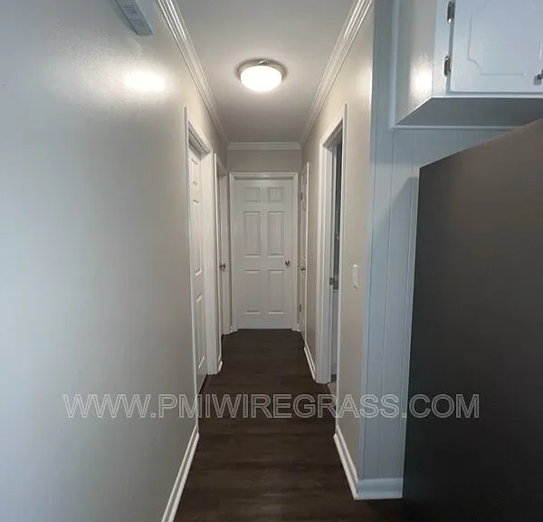 119 Sharon Ct — Photo 18