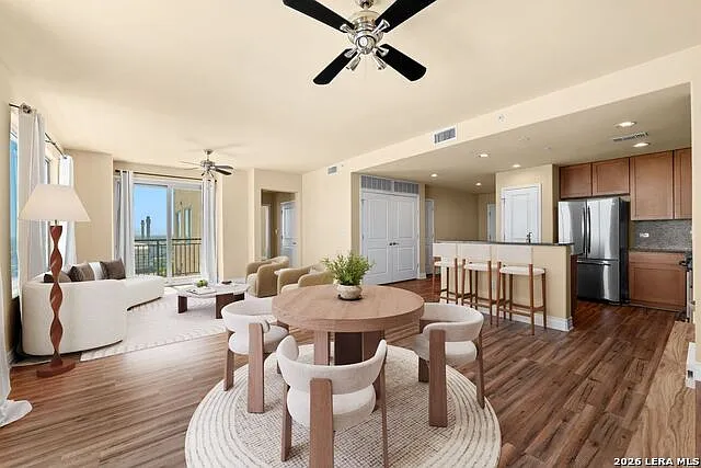 215 Center St #1205 — Photo 6