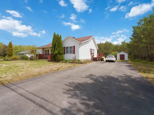 80 Old Runway Dr, Annapolis, NS B0S 1P0