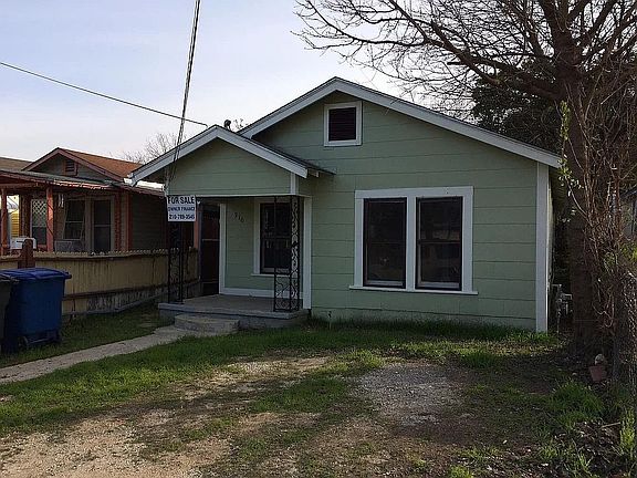 4th image of 910 Green St