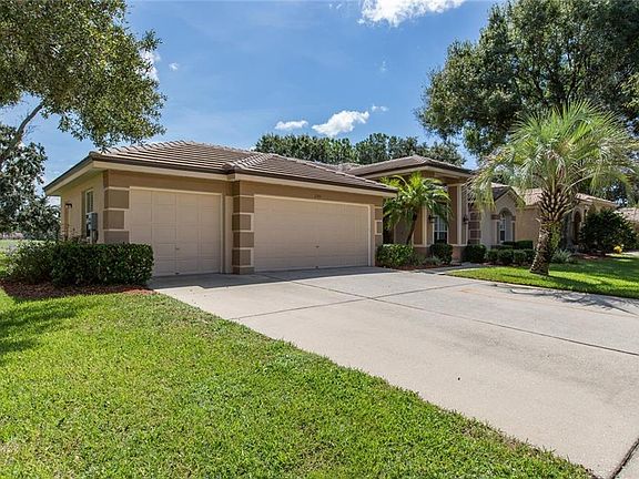 2nd image of 1101 Kings Way Ln