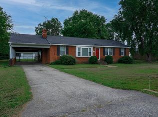 7235 Woodberry Dr, Mechanicsville, VA 23111