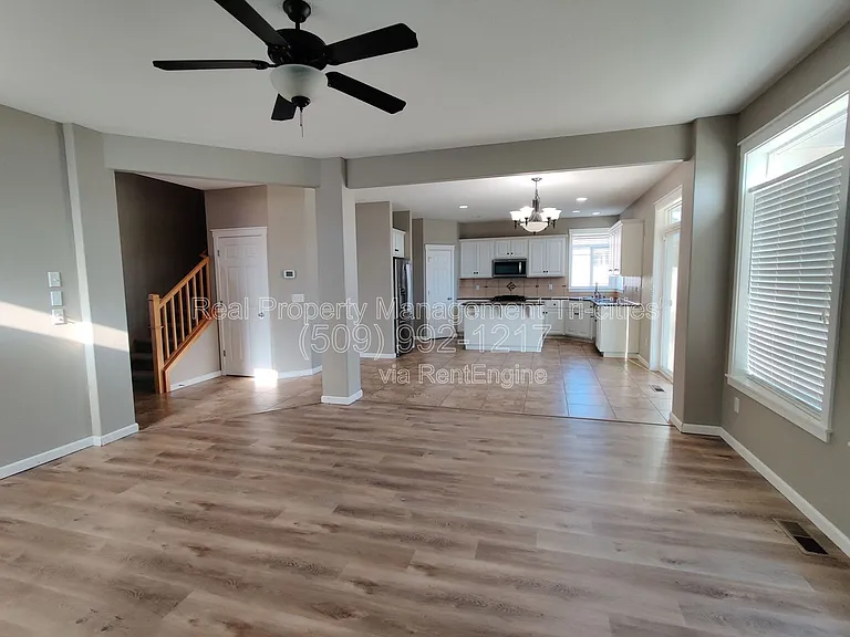 1642 Manchester St — Photo 6