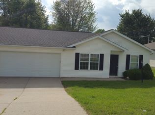 4801 Richmond Dr, Newburgh, IN 47630