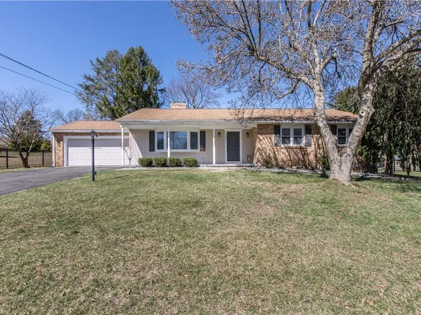 3821 Southwood Dr, Easton, PA 18045