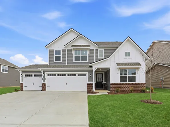2403 Fir Dr, Greenfield, IN 46140