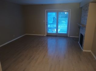 3034 Jacqueline Dr APT 6, Rockford, IL 61109
