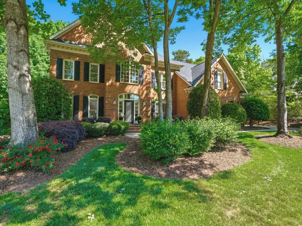 9230 Woodriver Ln, Charlotte, NC 28277