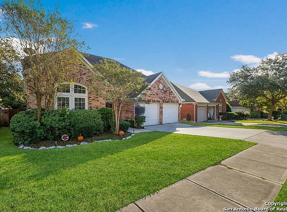 3rd image of 1226 Delmont Ct