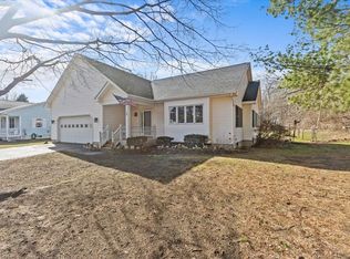 1 Pine Grove Ter, Winooski, VT 05404